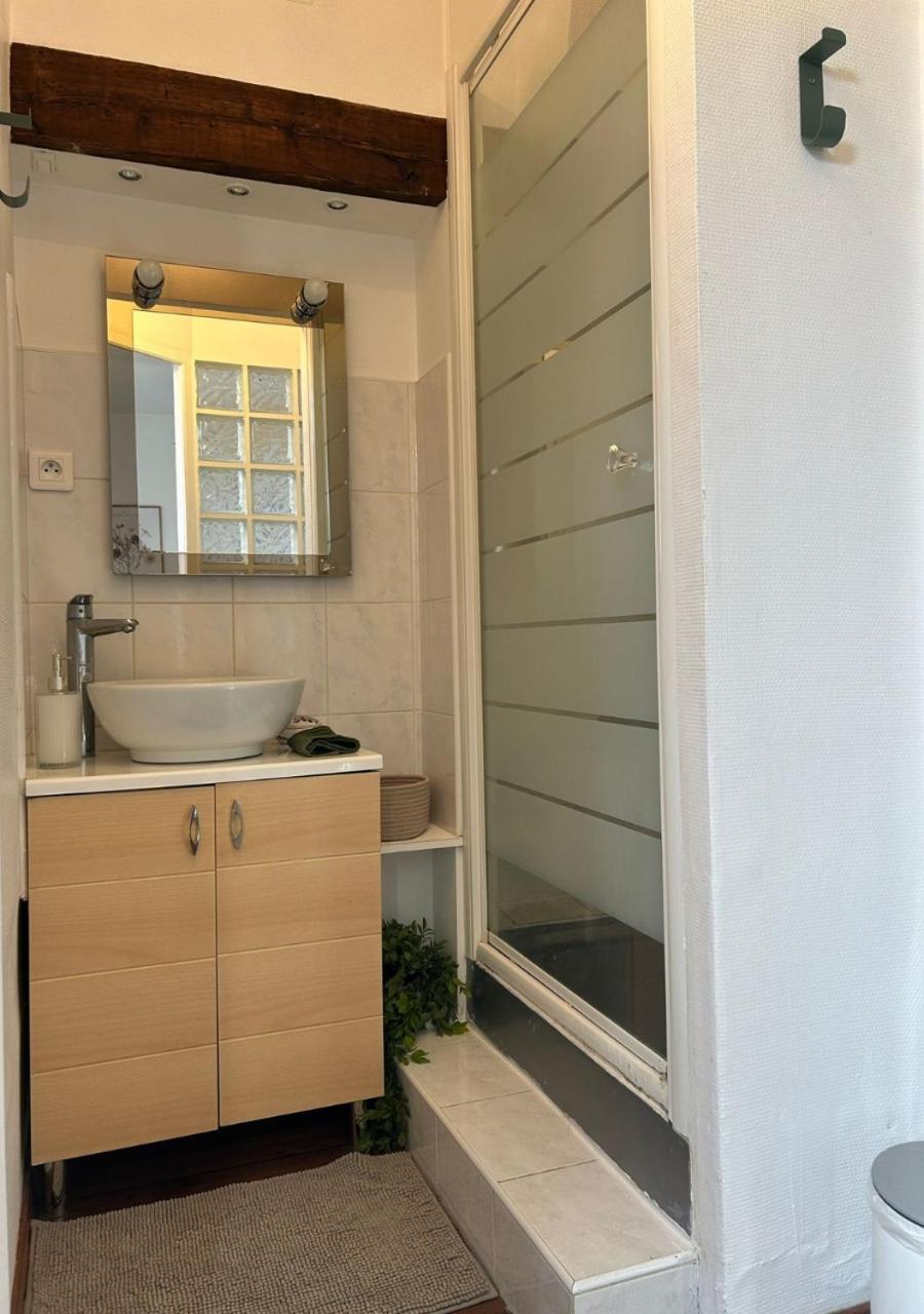 Le Fleuri - Reims - Wifi Gratuit - Quartier Calme Lägenhet Exteriör bild