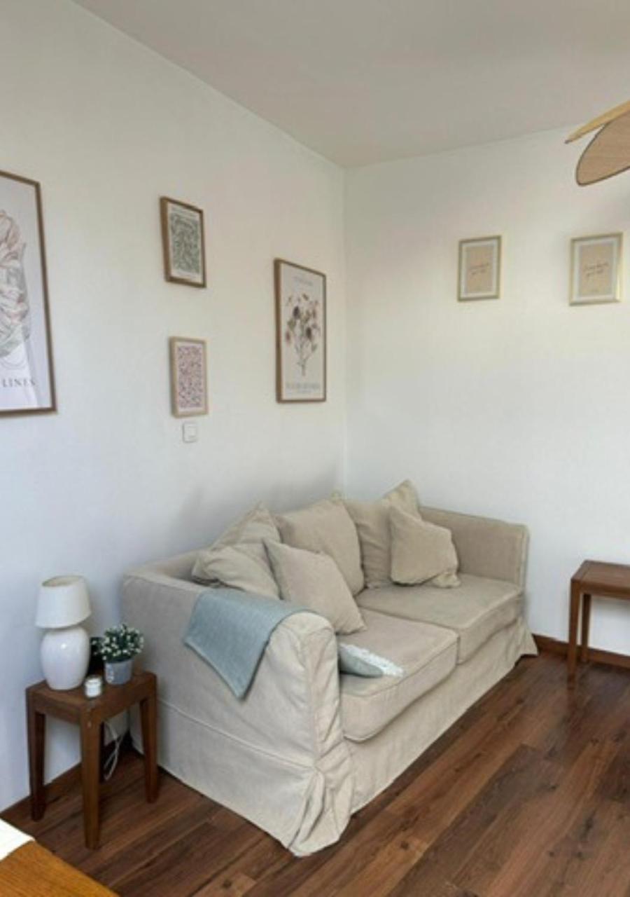 Le Fleuri - Reims - Wifi Gratuit - Quartier Calme Lägenhet Exteriör bild